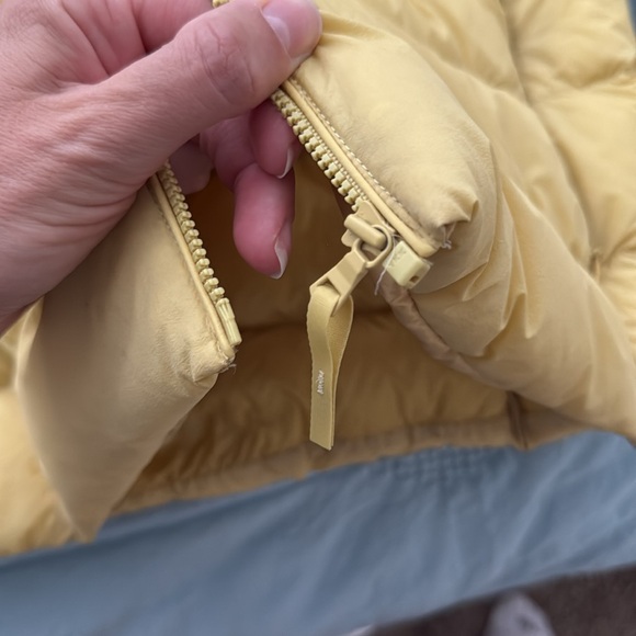 Uniqlo Ultra Light Down Jacket - Picture 7 of 7